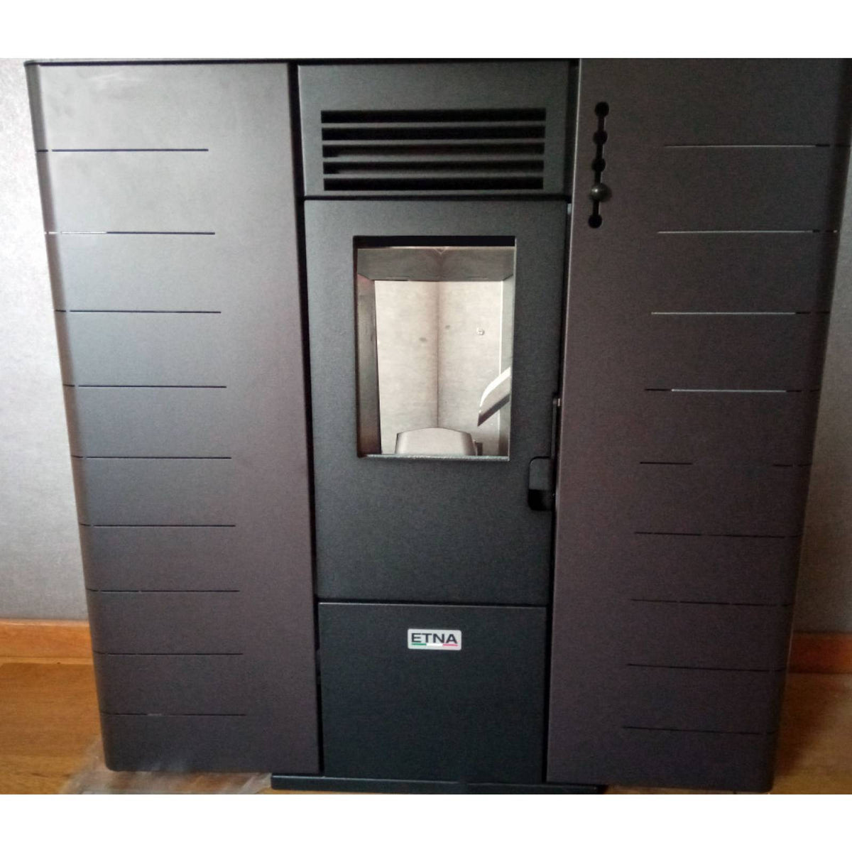 Pelletofen Ricanto mit Warmluftverteilung 10 kW